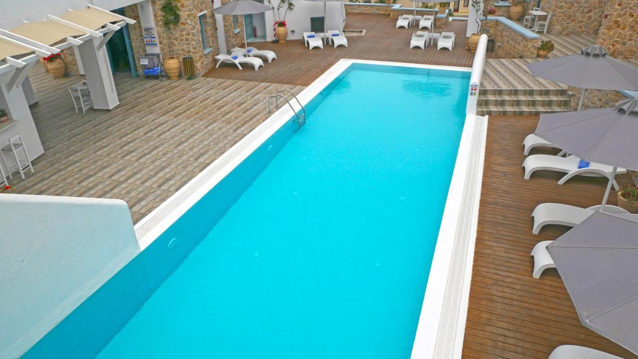 Nautilus Dome Hotel Fira  Exterior photo