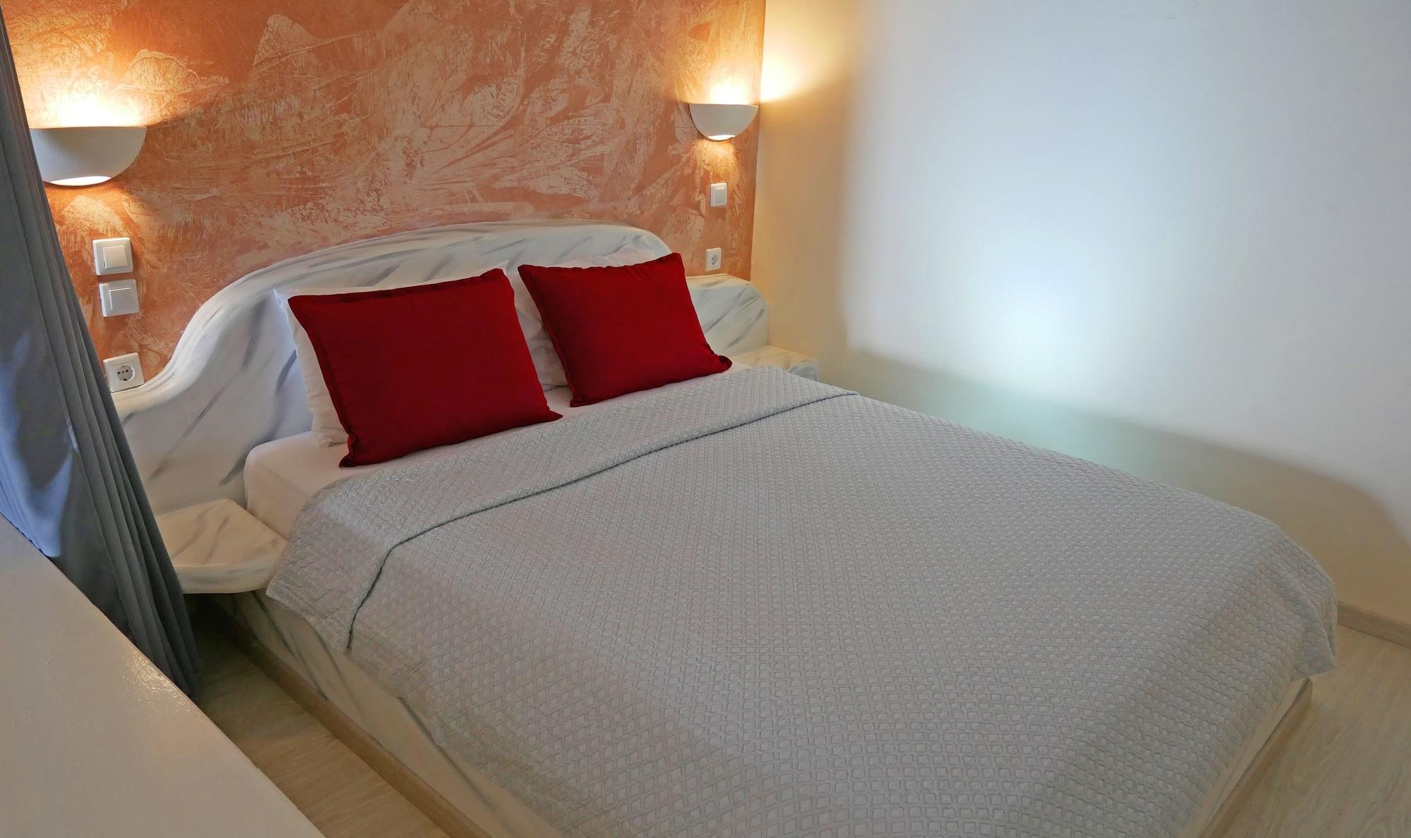 Nautilus Dome Hotel Fira  Exterior photo