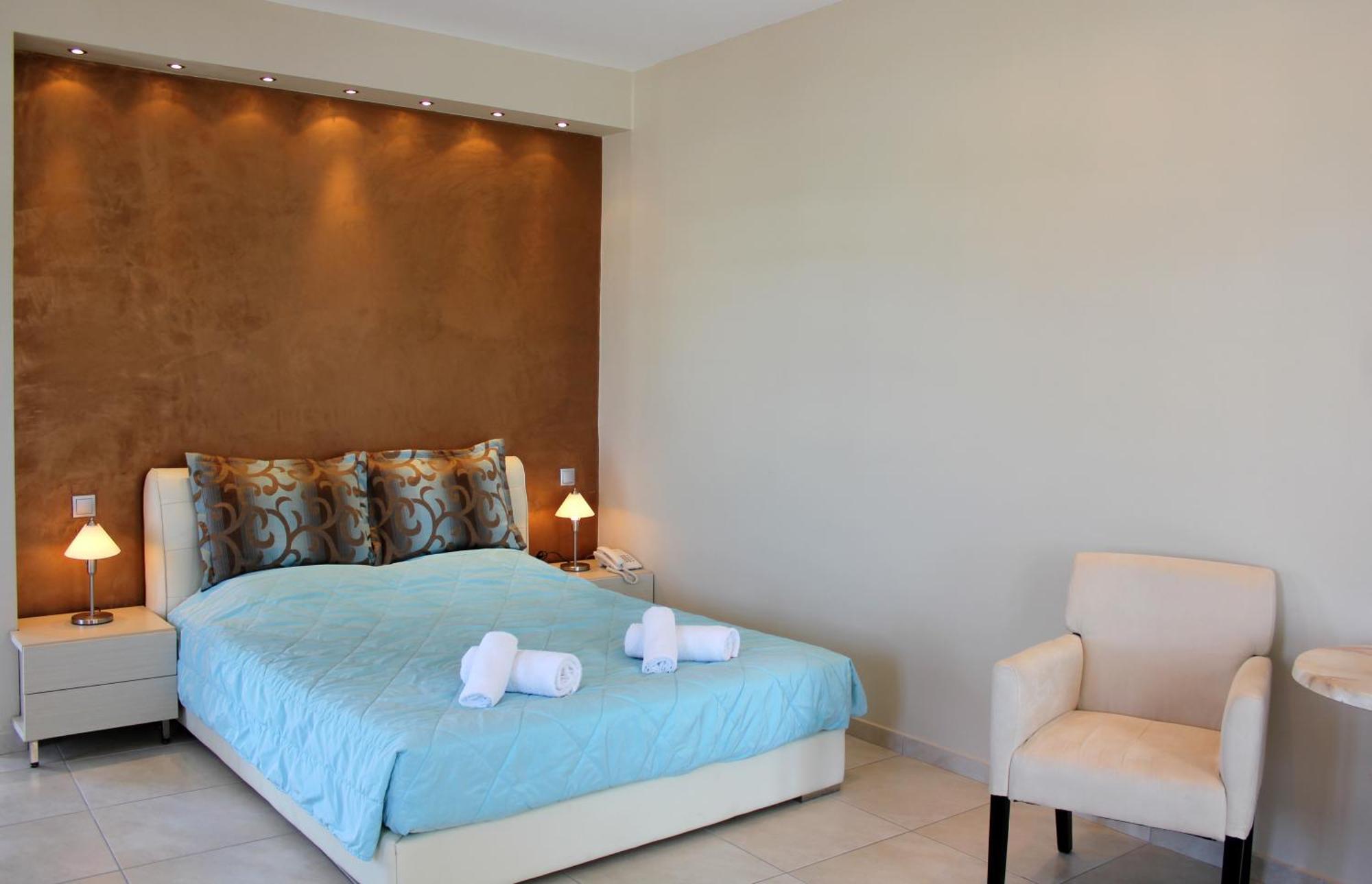 Nautilus Dome Hotel Fira  Room photo