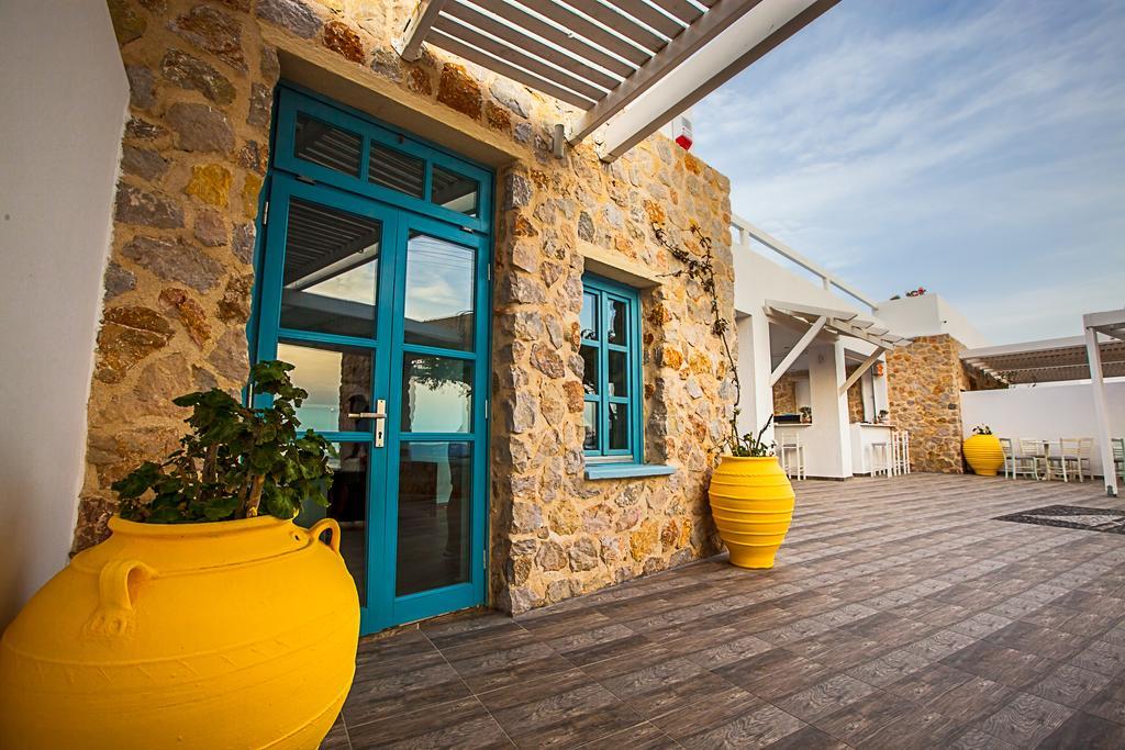 Nautilus Dome Hotel Fira  Exterior photo